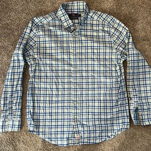 Vineyard Vines Performance Button Down - Large